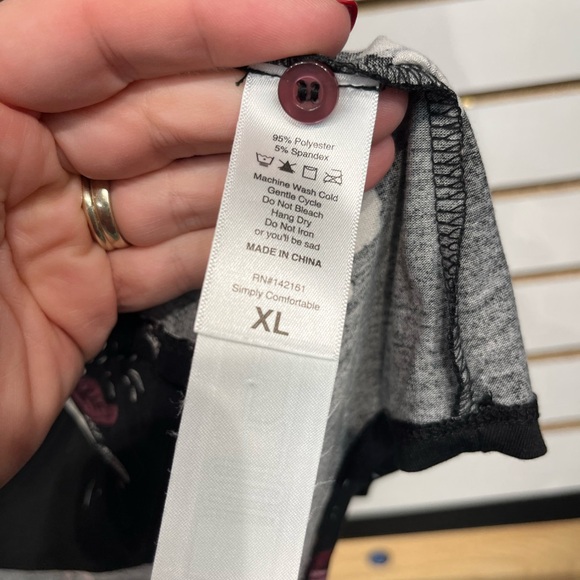 LuLaRoe XL button-down Charlie top - Picture 4 of 8